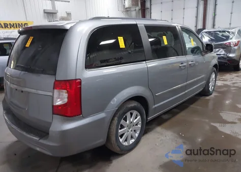 2014 Chrysler Town & Country Touring z USA, uszkodzony, nr VIN 2C4RC1BG2ER442743